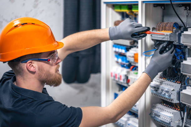 Best Emergency Electrical Repair  in Breese, IL
